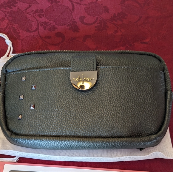 Rad Rev Pine Crossbody Sling - Picture 3 of 5